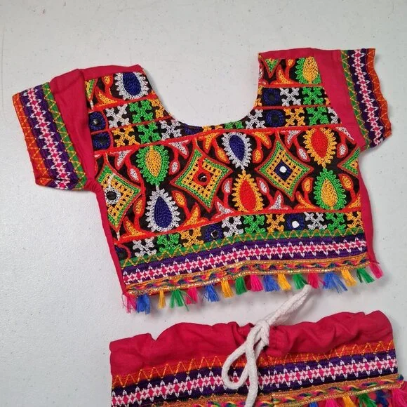 Traditional Indian Navratri Chania Choli Outfit Skirt Top Mirrored Embroidered - Picture 3 of 16
